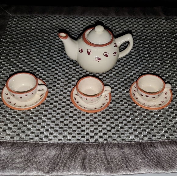 Boyds Bears Other - Friends Of Boyds Bears Paw Print Tea Set For 3